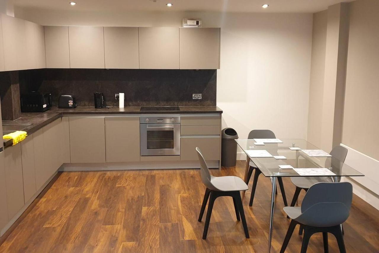 Stunning 2-Bed Apartment In Manchester City Centre Манчестер Экстерьер фото
