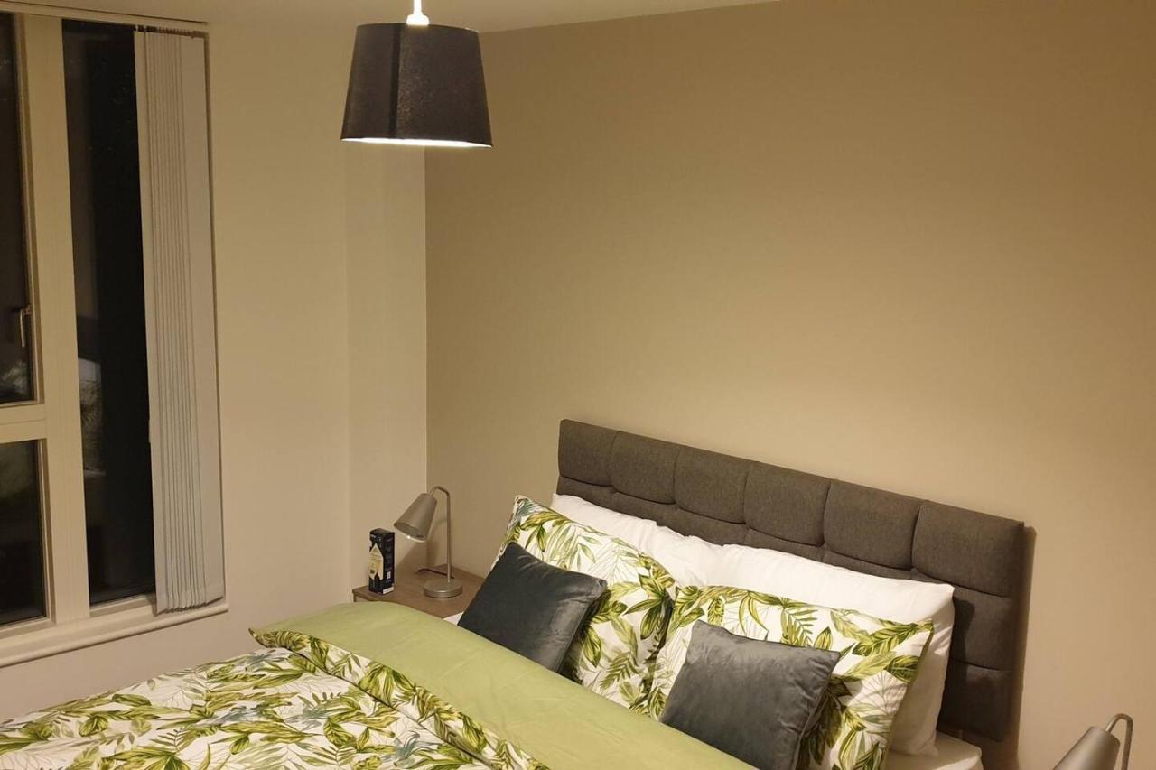 Stunning 2-Bed Apartment In Manchester City Centre Манчестер Экстерьер фото