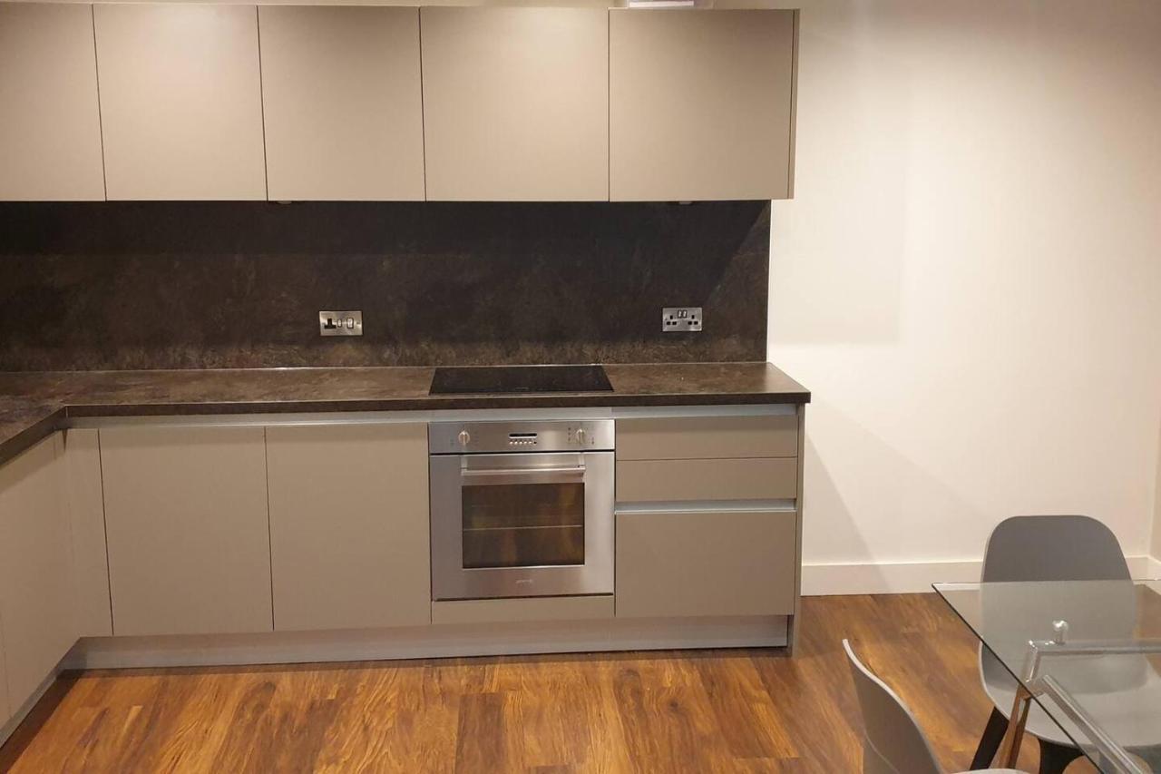 Stunning 2-Bed Apartment In Manchester City Centre Манчестер Экстерьер фото